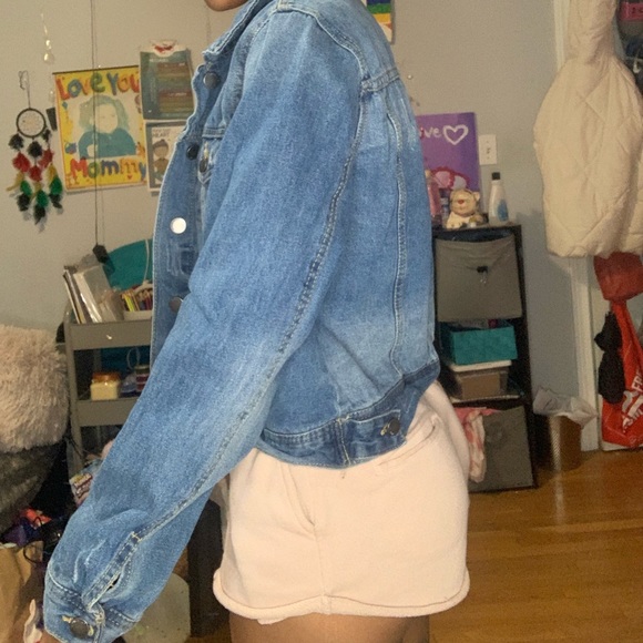 Jean jacket - Picture 2 of 2